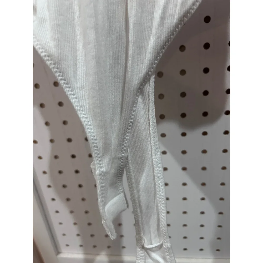 Free People White Ribbed Knit Short Sleeve Bodysuit Snap Closure Cutout Sides - Picture 3 of 8